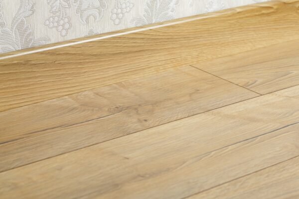 3884 OPERA OAK - Image 2