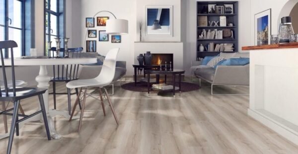 5379 CORRINE OAK